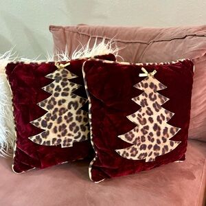 Leopard Christmas Tree Throw Pillows (set of 2)